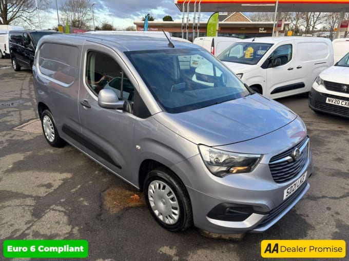 2025 Vauxhall Combo