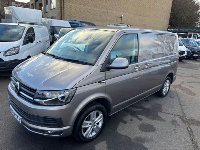 2025 Volkswagen T6 Highline