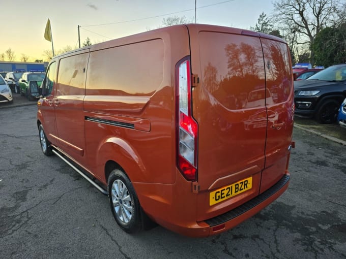 2025 Ford Transit Custom