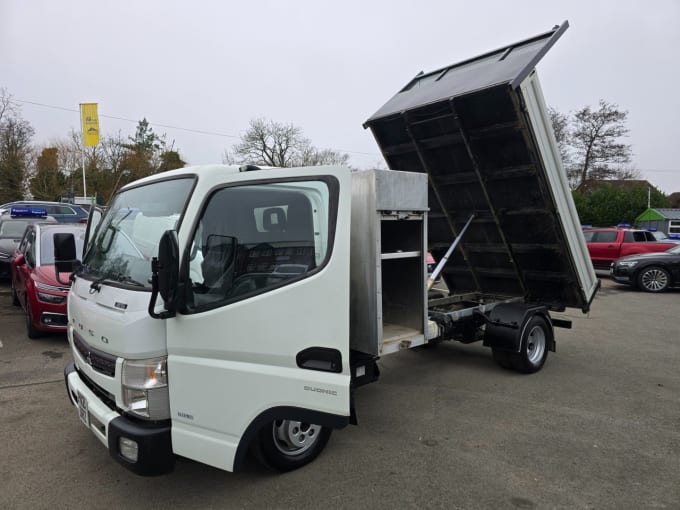 2025 Mitsubishi Canter