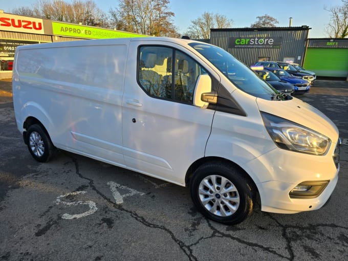 2025 Ford Transit Custom