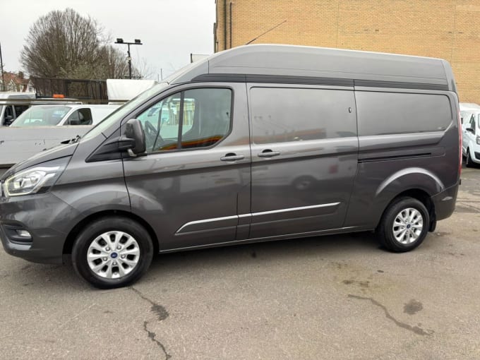 2025 Ford Transit Custom