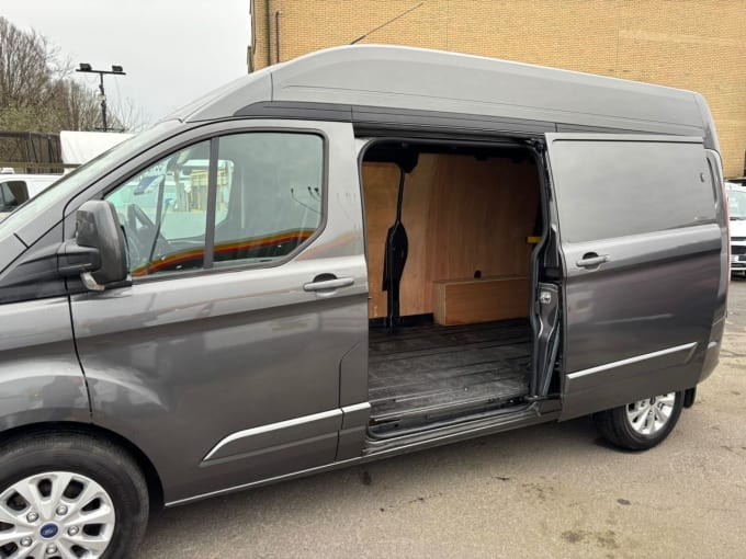 2025 Ford Transit Custom