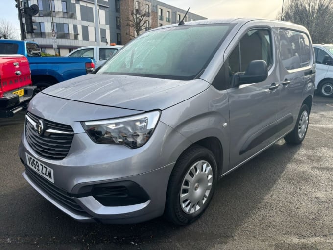 2025 Vauxhall Combo