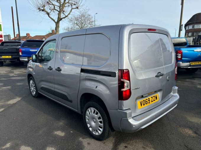 2025 Vauxhall Combo