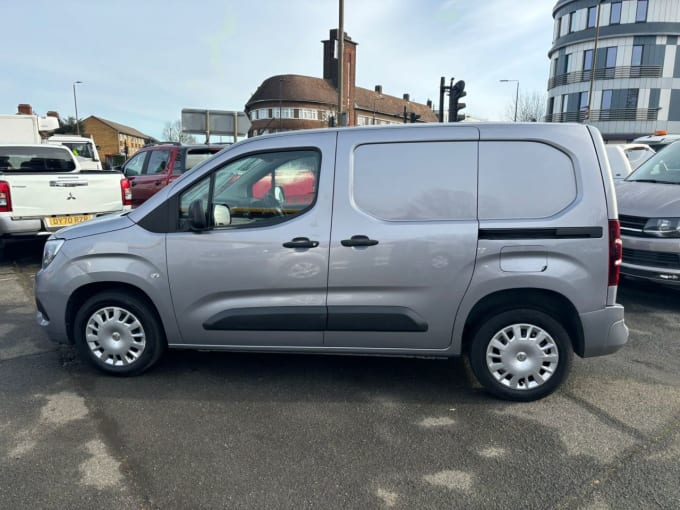 2025 Vauxhall Combo