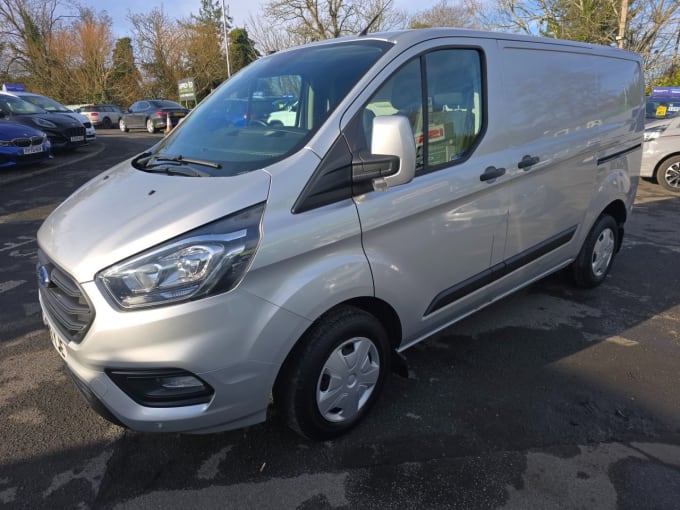 2025 Ford Transit Custom