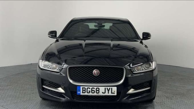 2025 Jaguar Xe