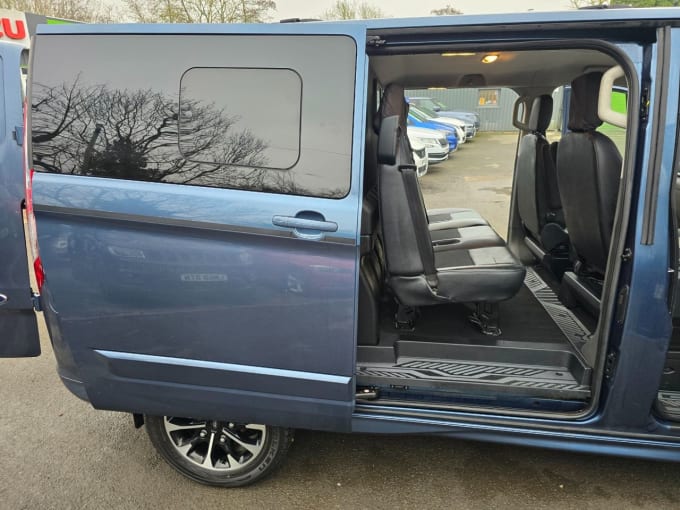 2025 Ford Transit Custom