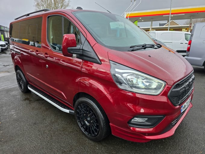 2025 Ford Transit Custom