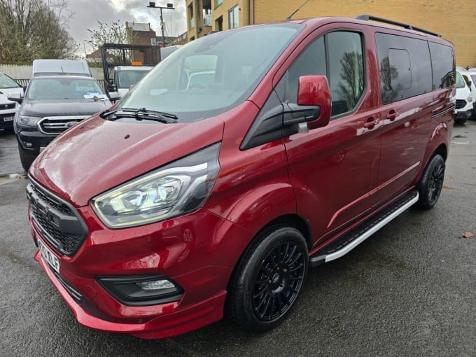 2025 Ford Transit Custom