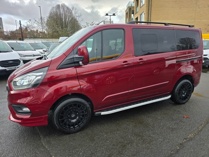 2025 Ford Transit Custom