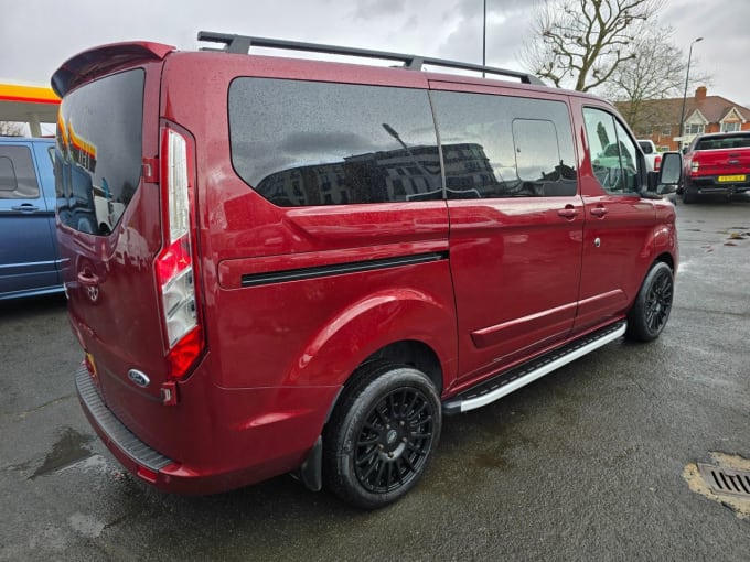 2025 Ford Transit Custom