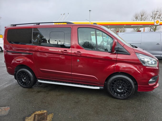 2025 Ford Transit Custom