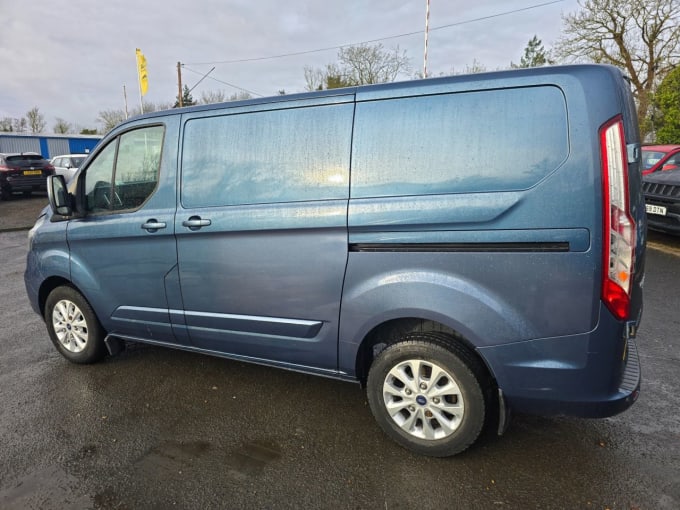 2025 Ford Transit Custom