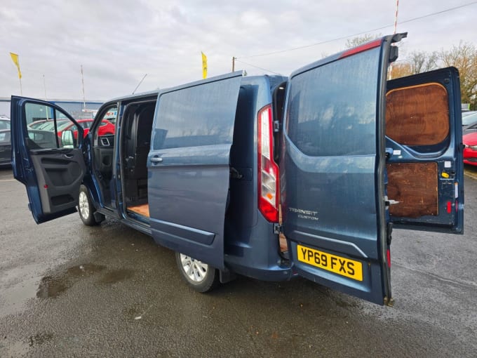 2025 Ford Transit Custom