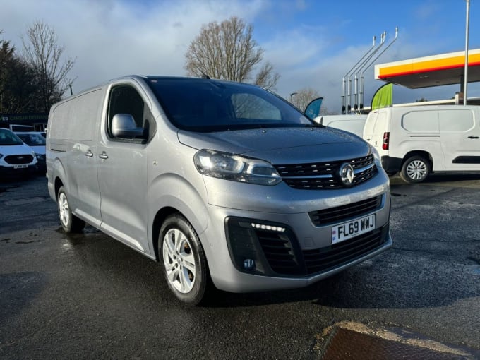 2025 Vauxhall Vivaro