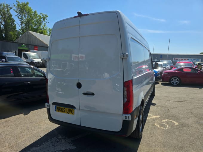2025 Mercedes-benz Sprinter