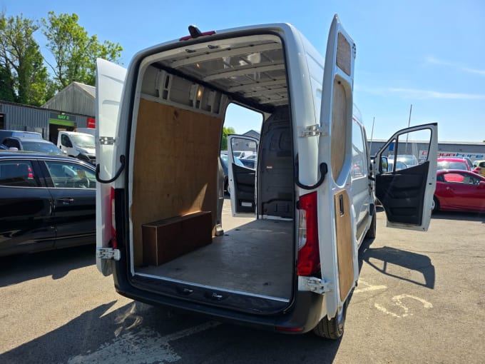 2025 Mercedes-benz Sprinter