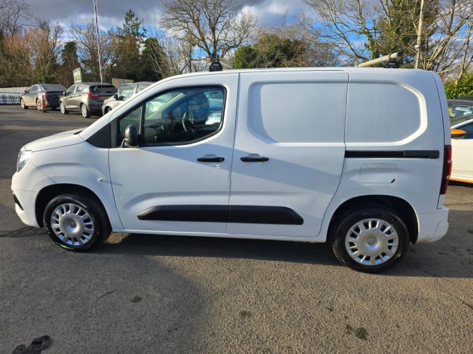 2025 Vauxhall Combo