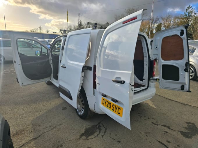 2025 Vauxhall Combo