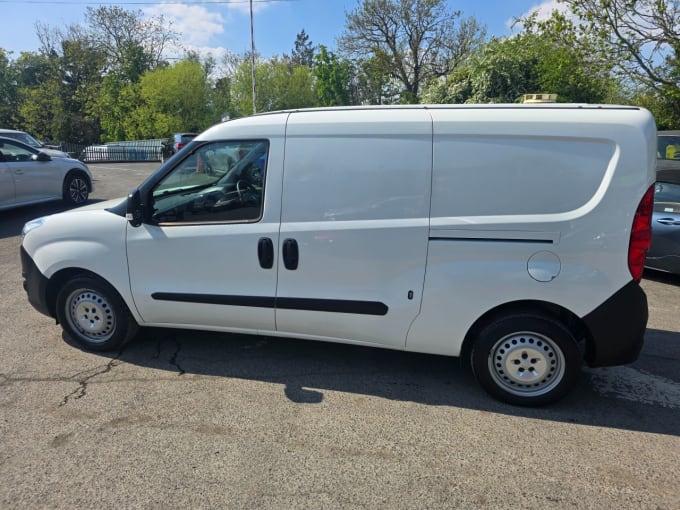 2025 Vauxhall Combo