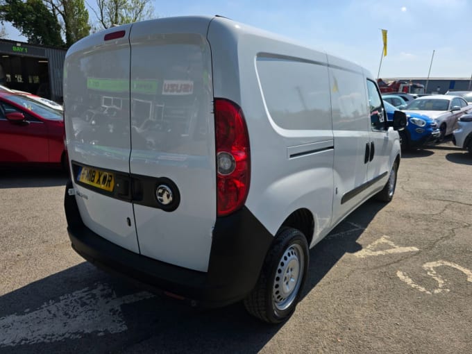 2025 Vauxhall Combo