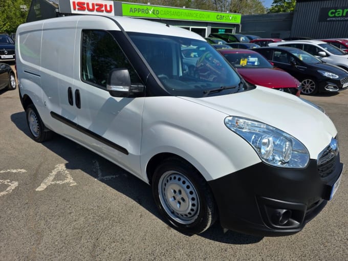 2025 Vauxhall Combo