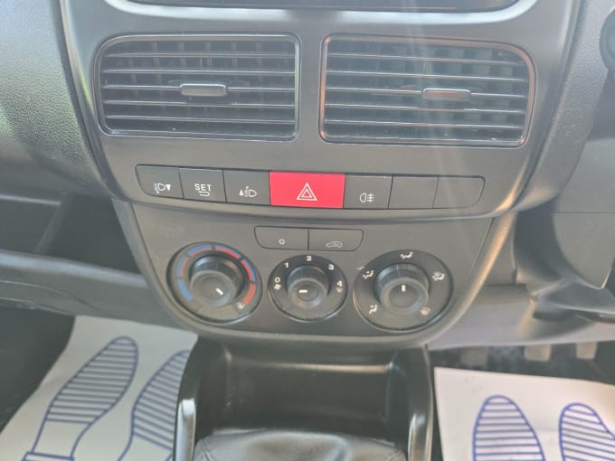 2025 Vauxhall Combo