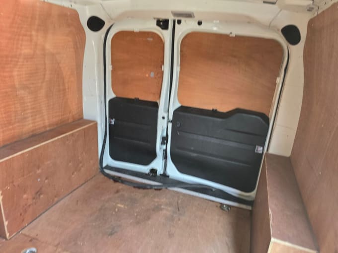 2025 Vauxhall Combo