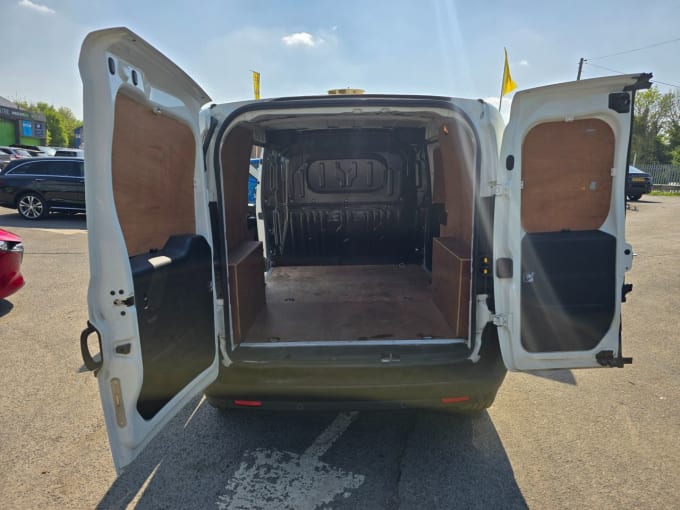 2025 Vauxhall Combo