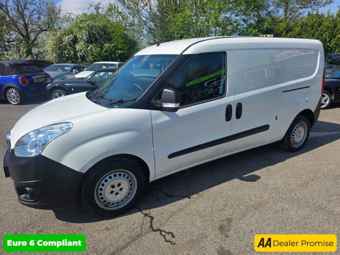 2025 Vauxhall Combo