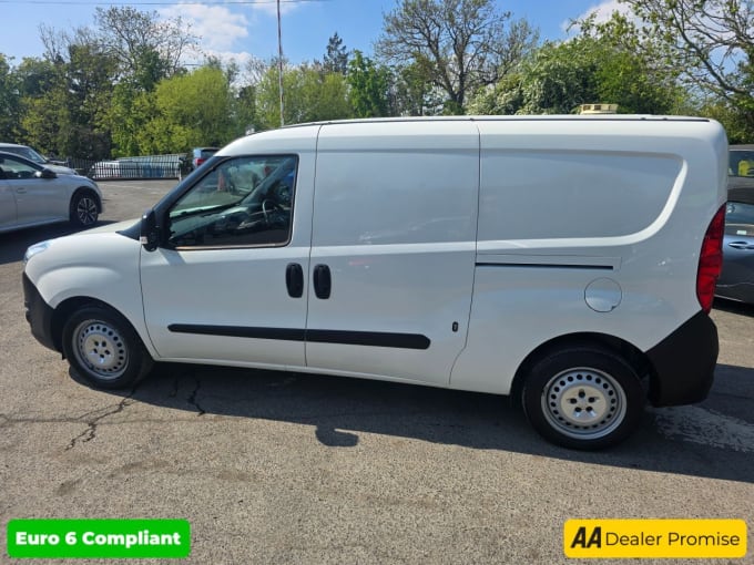 2025 Vauxhall Combo