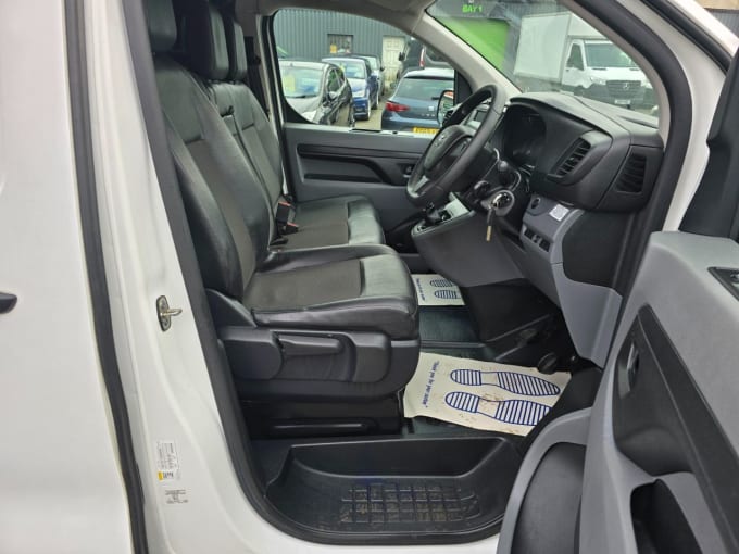 2025 Toyota Proace