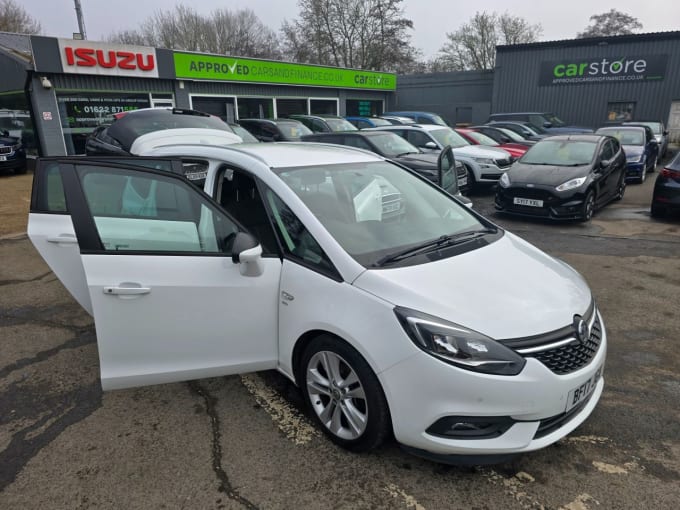 2025 Vauxhall Zafira Tourer