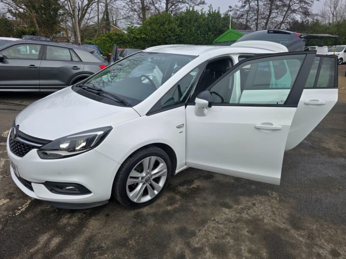 2025 Vauxhall Zafira Tourer