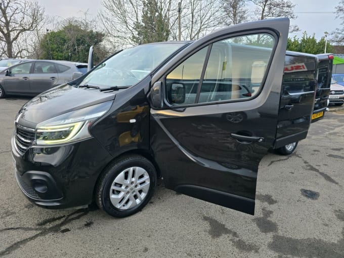 2025 Renault Trafic