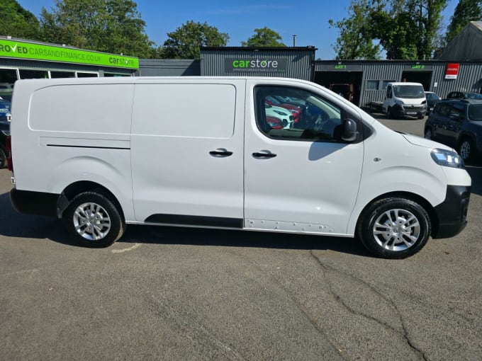 2025 Vauxhall Vivaro