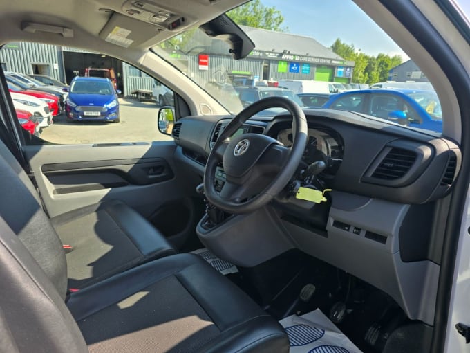 2025 Vauxhall Vivaro