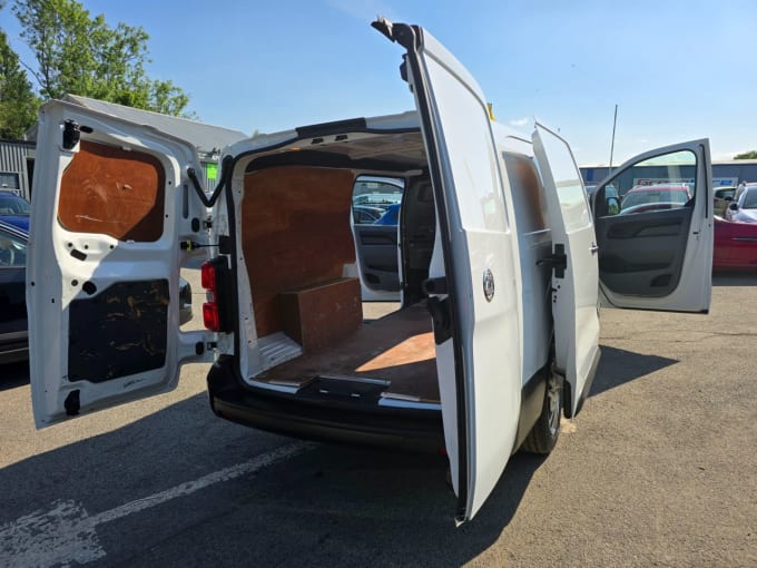 2025 Vauxhall Vivaro