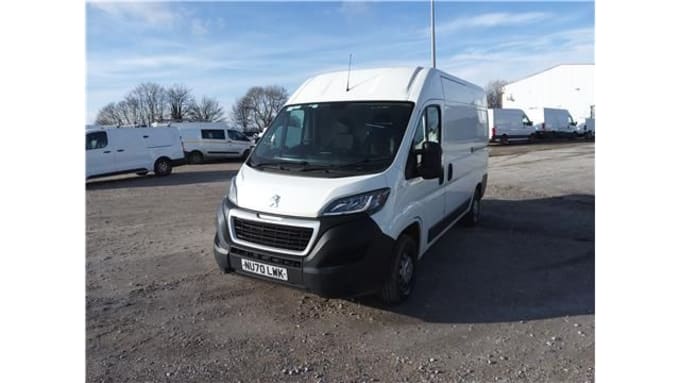 2025 Peugeot Boxer