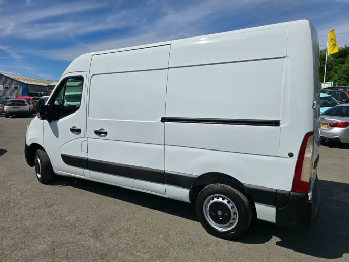 2025 Vauxhall Movano