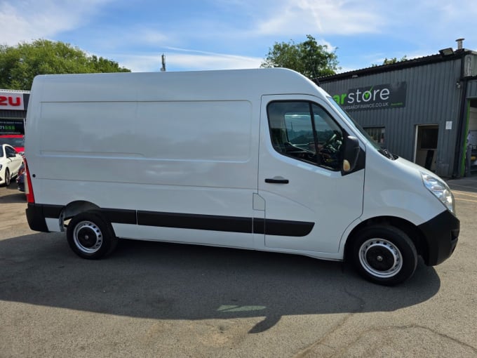 2025 Vauxhall Movano