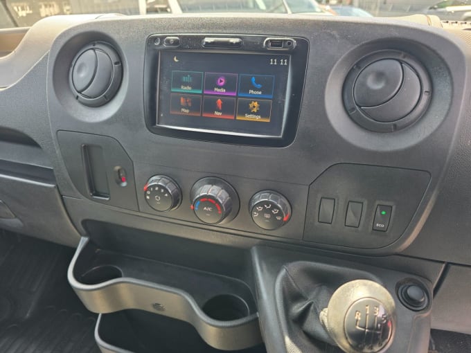 2025 Vauxhall Movano
