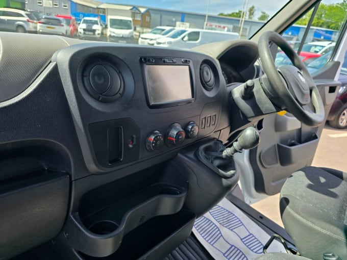 2025 Vauxhall Movano