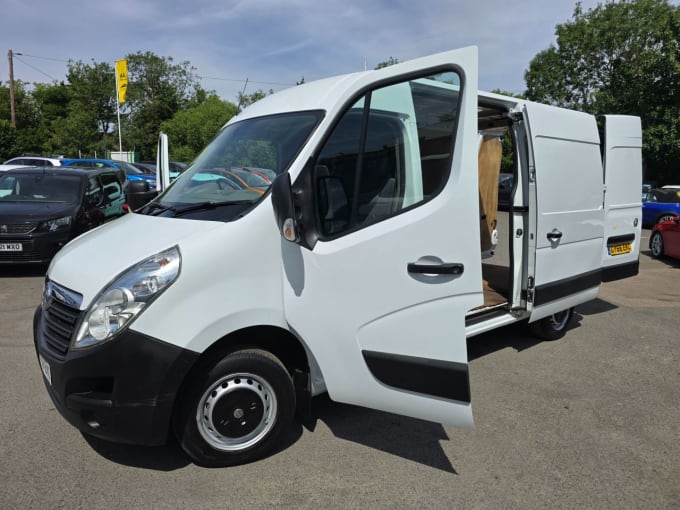 2025 Vauxhall Movano