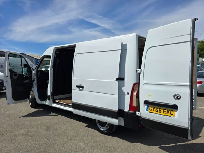 2025 Vauxhall Movano
