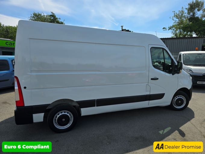 2025 Vauxhall Movano