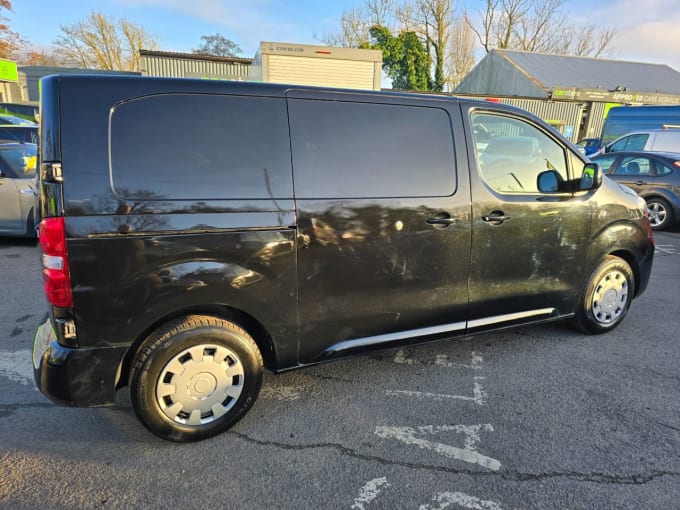 2025 Vauxhall Vivaro