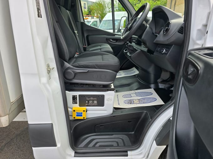 2025 Mercedes-benz Sprinter